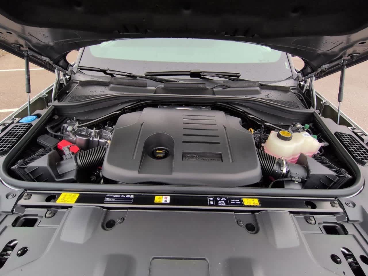 Thumbnail: 2026 Land Rover Range Rover - 14