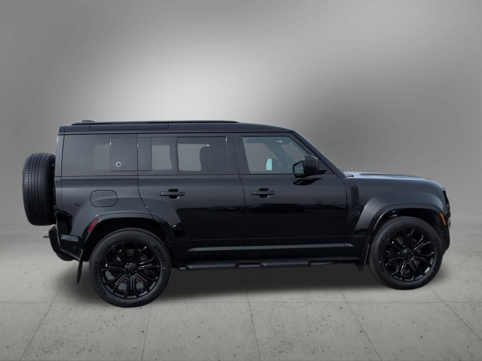 Thumbnail: 2026 Land Rover Defender - 7