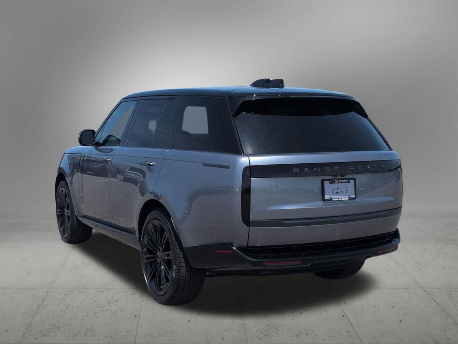 Thumbnail: 2026 Land Rover Range Rover - 4