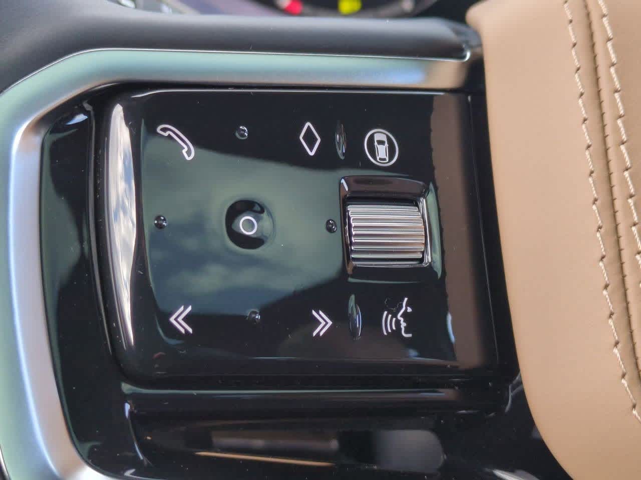 Thumbnail: 2026 Land Rover Range Rover Sport - 25