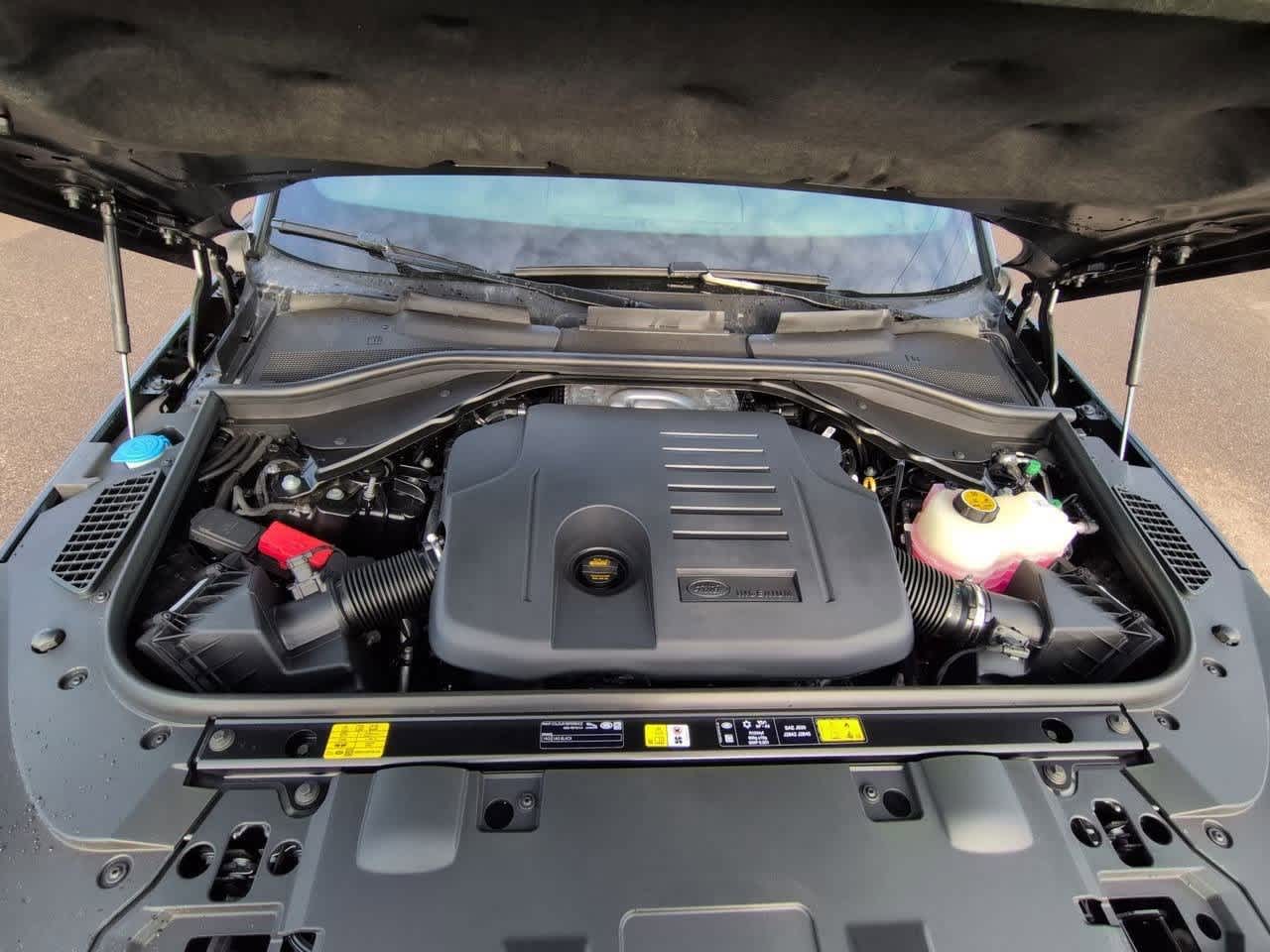 Thumbnail: 2026 Land Rover Range Rover Sport - 14