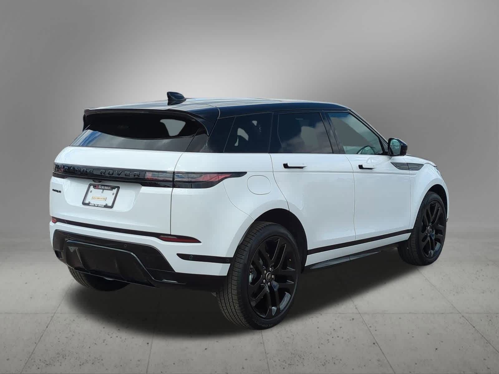 Thumbnail: 2025 Land Rover Range Rover Evoque - 7