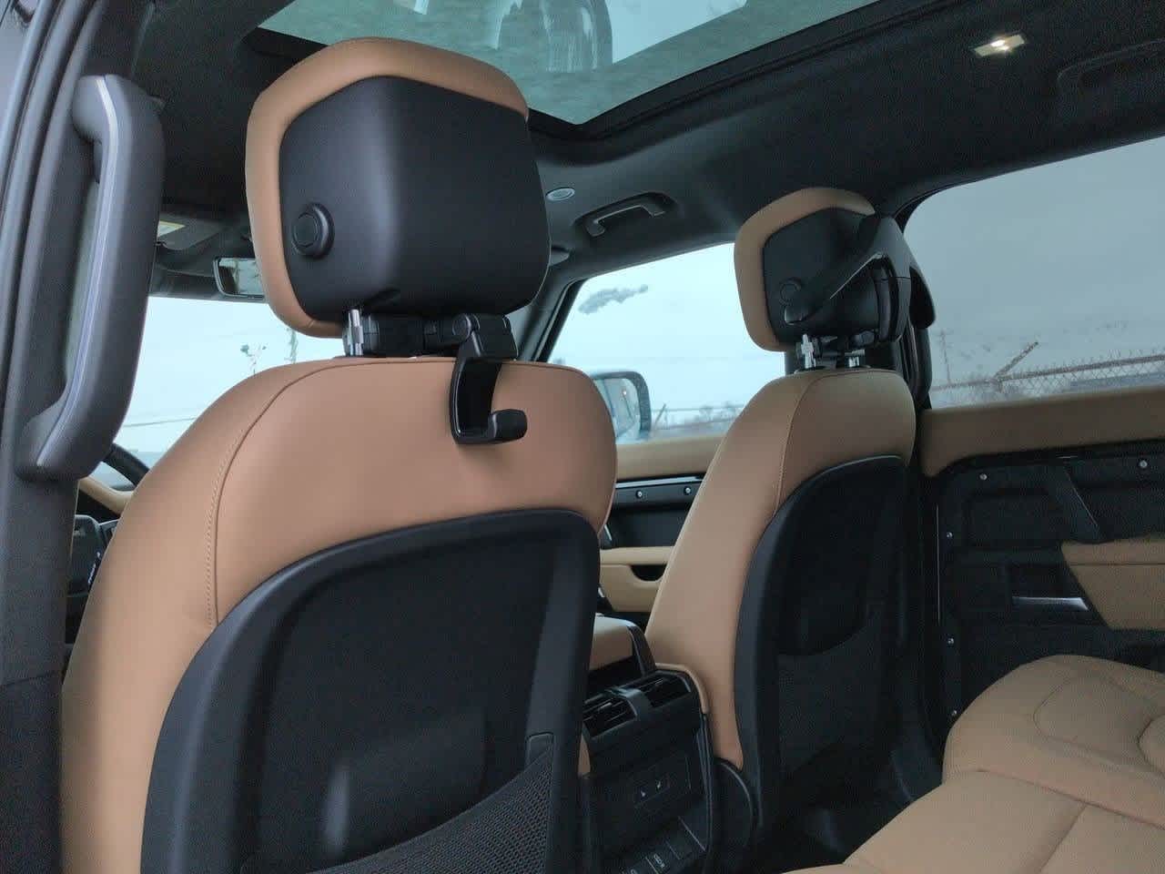 Thumbnail: 2026 Land Rover Defender - 18