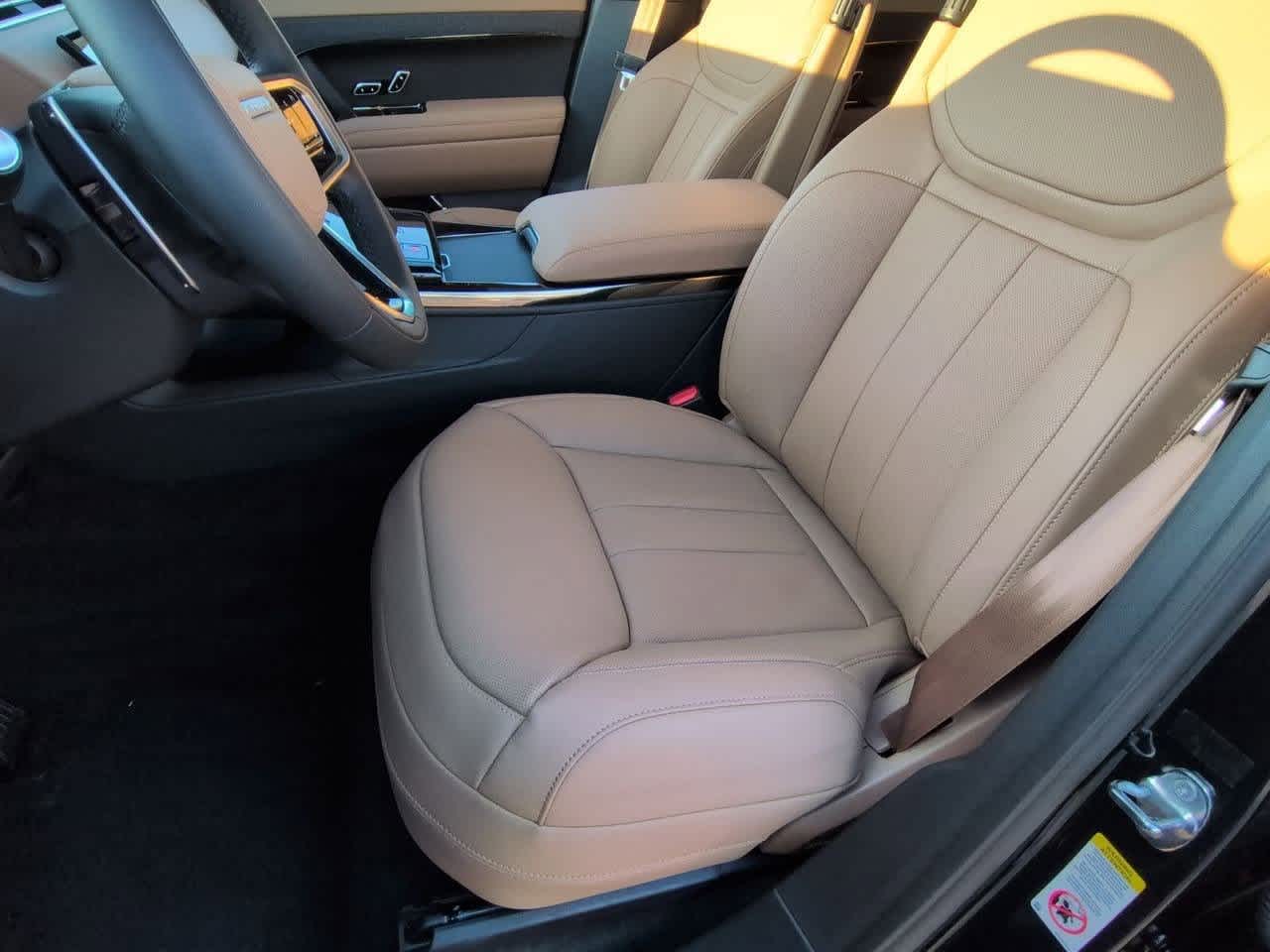 Thumbnail: 2026 Land Rover Range Rover Sport - 16