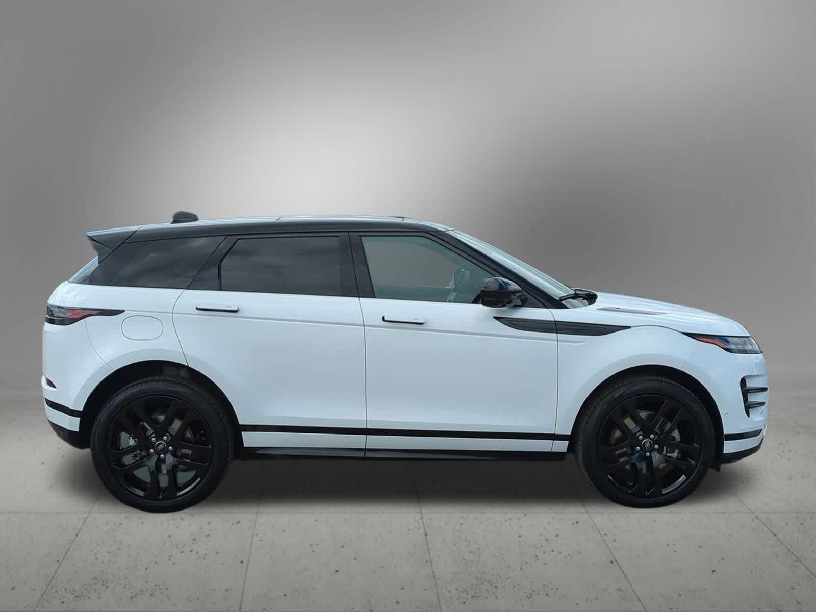 Thumbnail: 2025 Land Rover Range Rover Evoque - 8