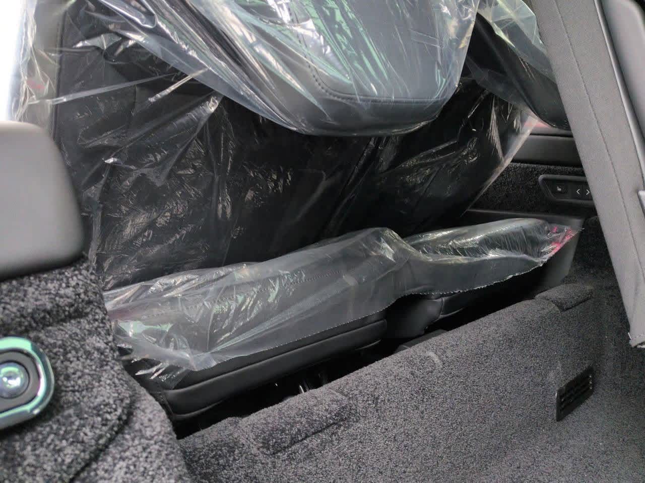 Thumbnail: 2026 Land Rover Range Rover - 22