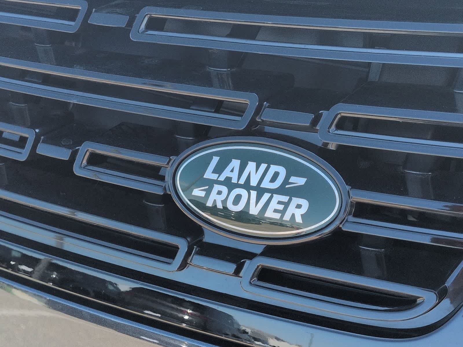 Thumbnail: 2026 Land Rover Range Rover Sport - 11