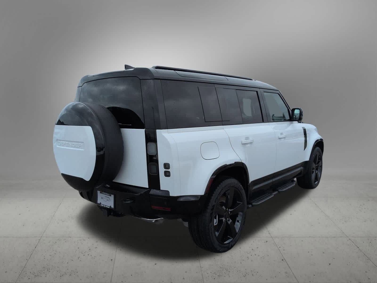 Thumbnail: 2026 Land Rover Defender - 6