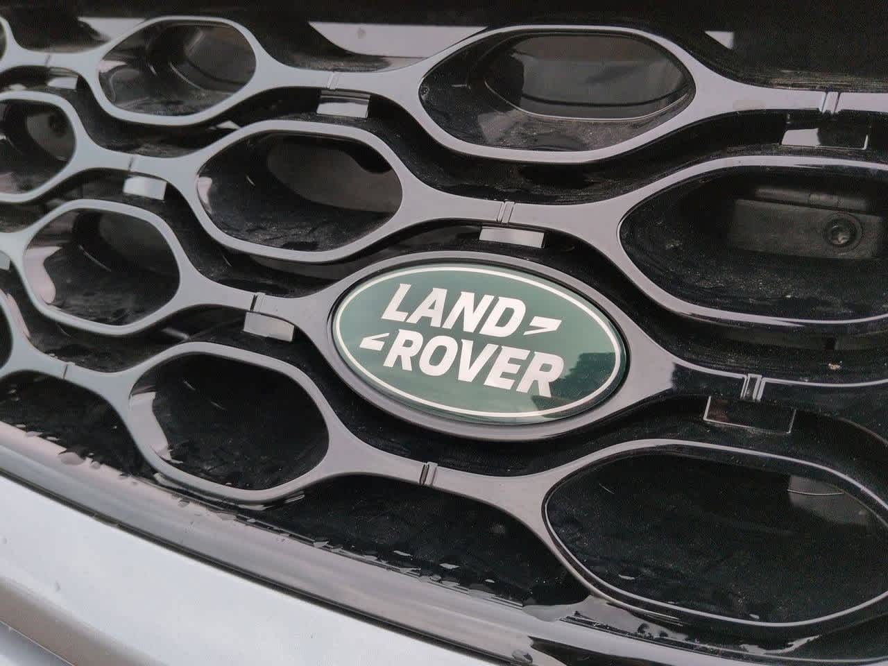Thumbnail: 2026 Land Rover Discovery Sport - 11