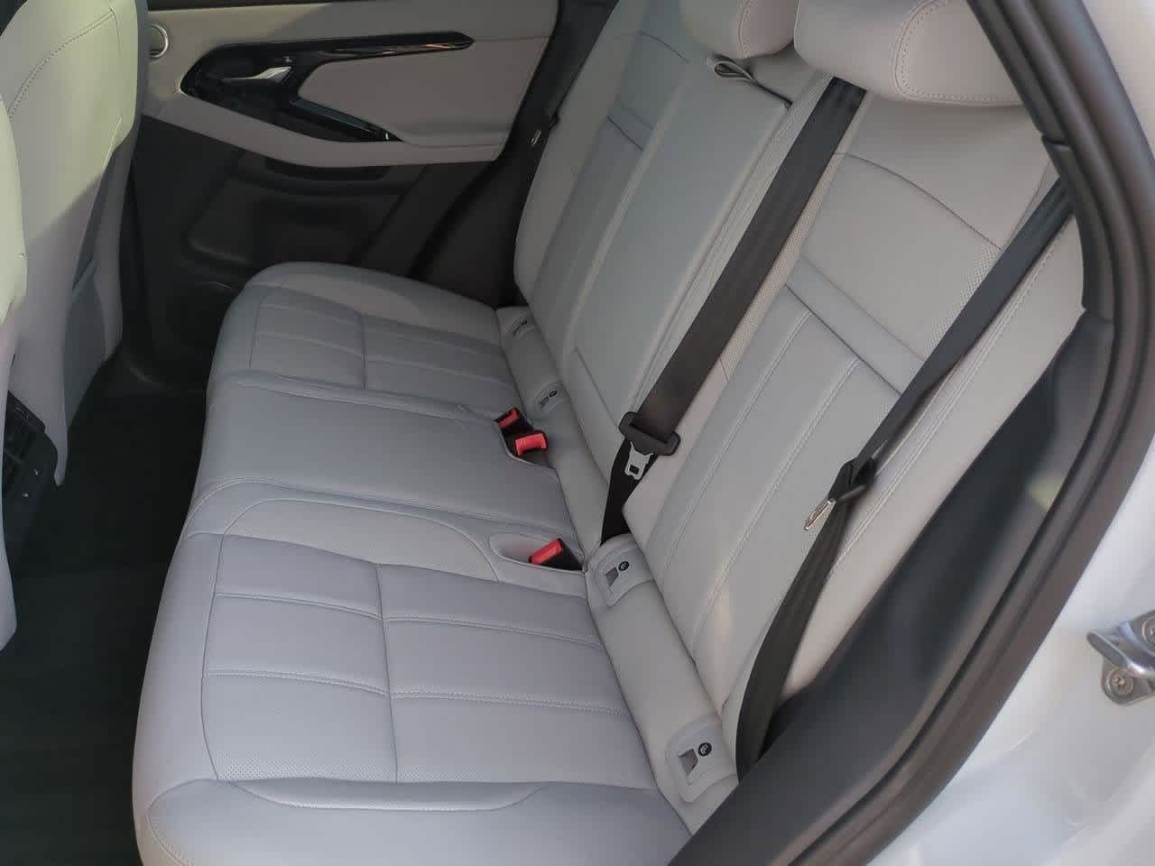 Thumbnail: 2025 Land Rover Range Rover Evoque - 18