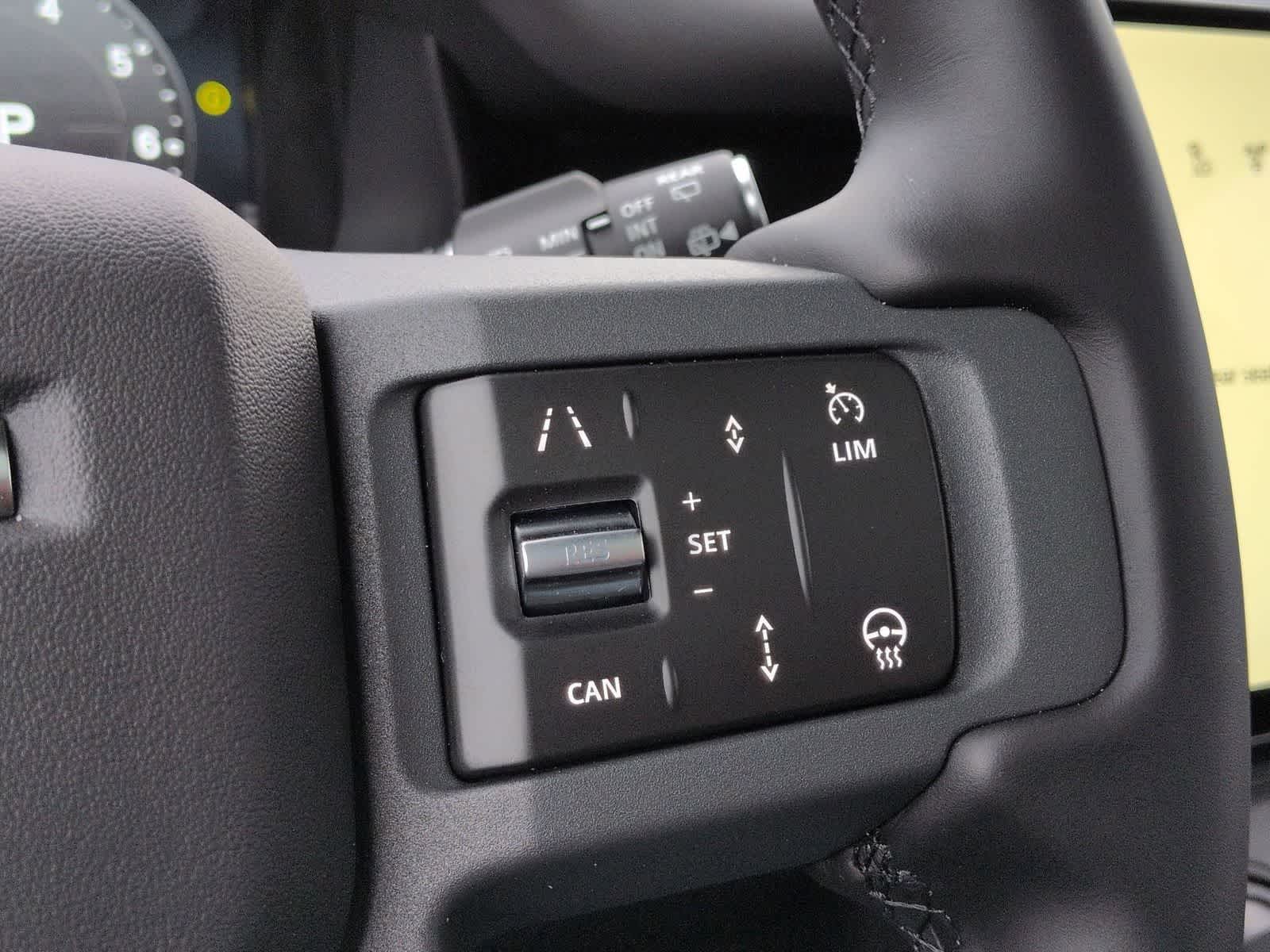 Thumbnail: 2026 Land Rover Defender - 25