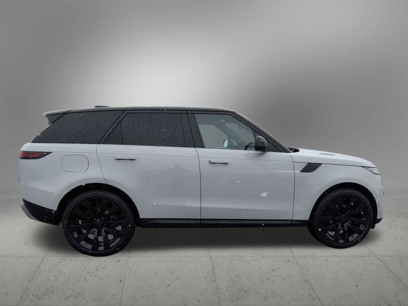 Thumbnail: 2026 Land Rover Range Rover Sport - 7