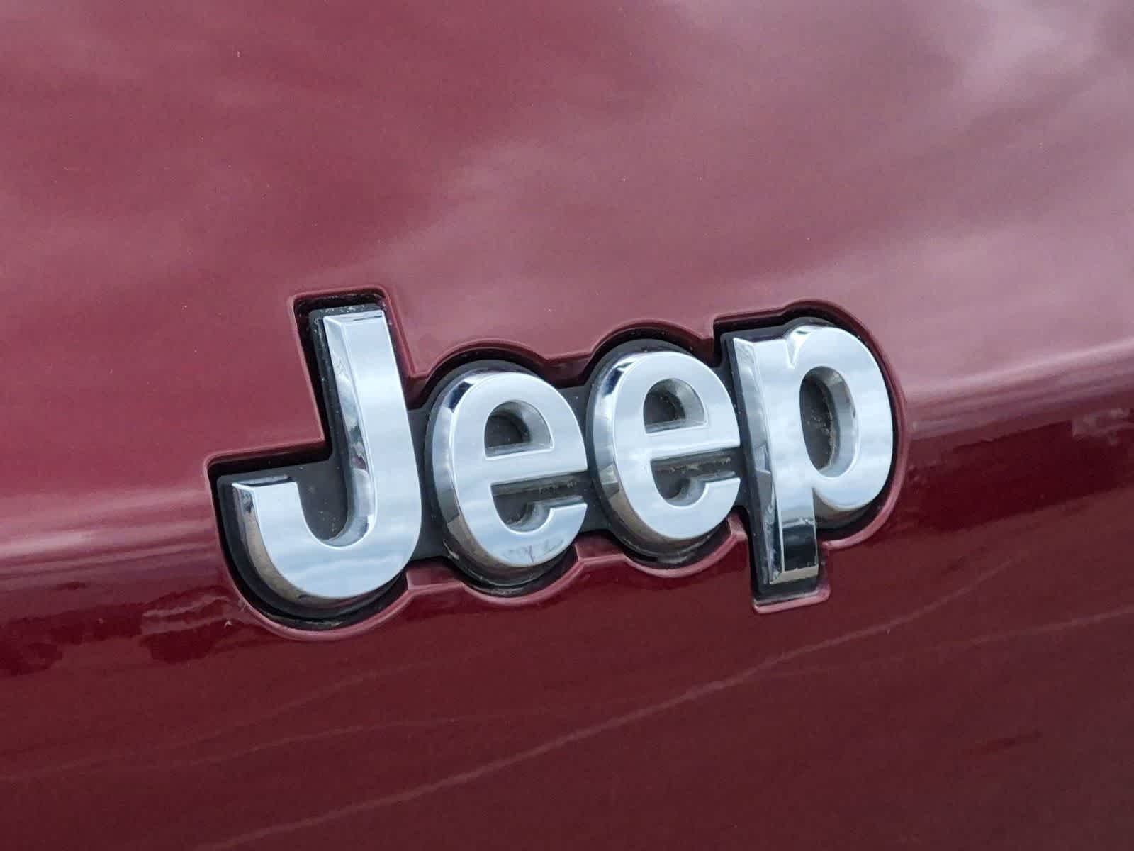 Thumbnail: 2023 Jeep Grand Cherokee - 11