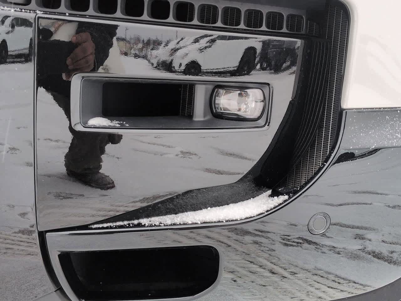 Thumbnail: 2026 Land Rover Defender - 10