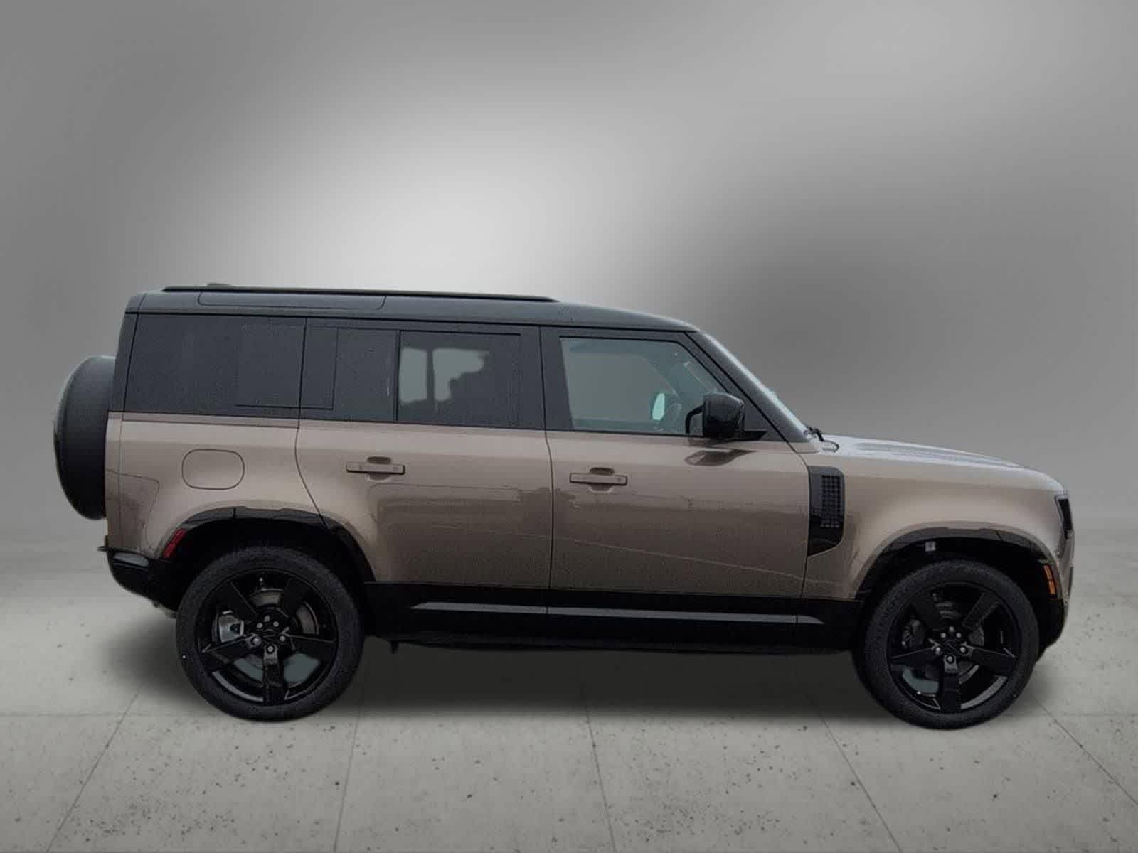Thumbnail: 2026 Land Rover Defender - 7