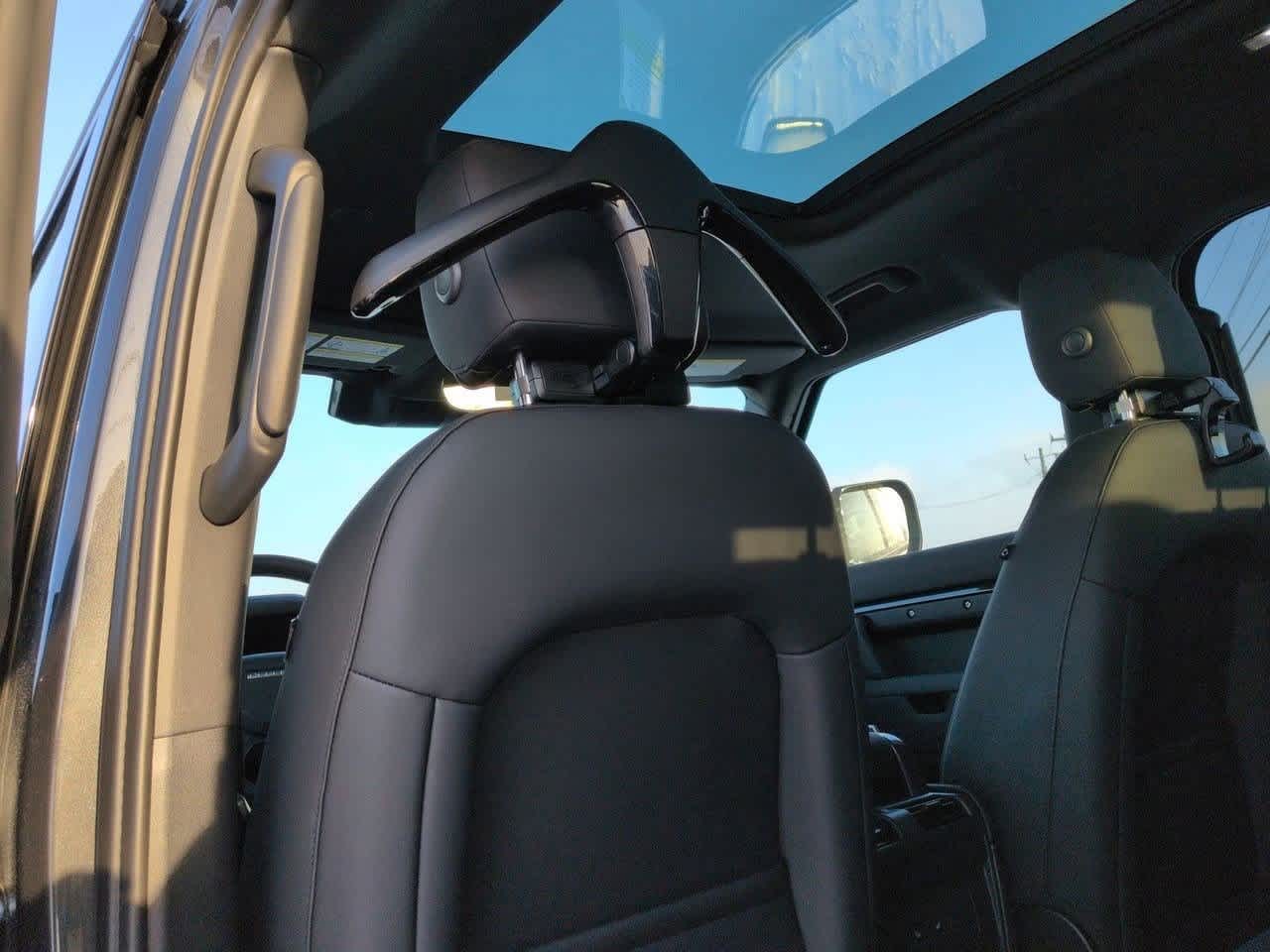 Thumbnail: 2026 Land Rover Defender - 18