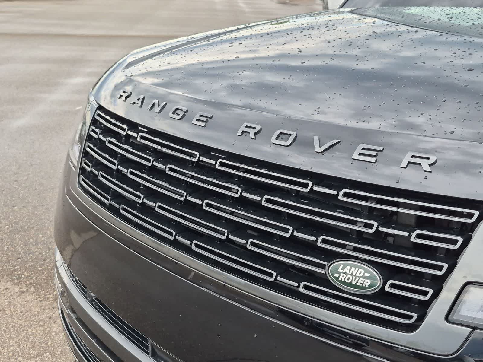 Thumbnail: 2026 Land Rover Range Rover - 12