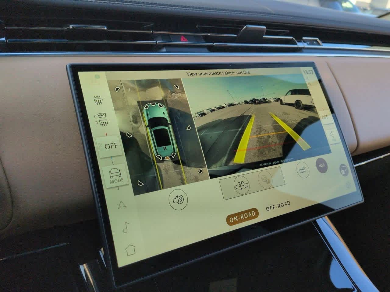 Thumbnail: 2025 Land Rover Range Rover Sport - 30