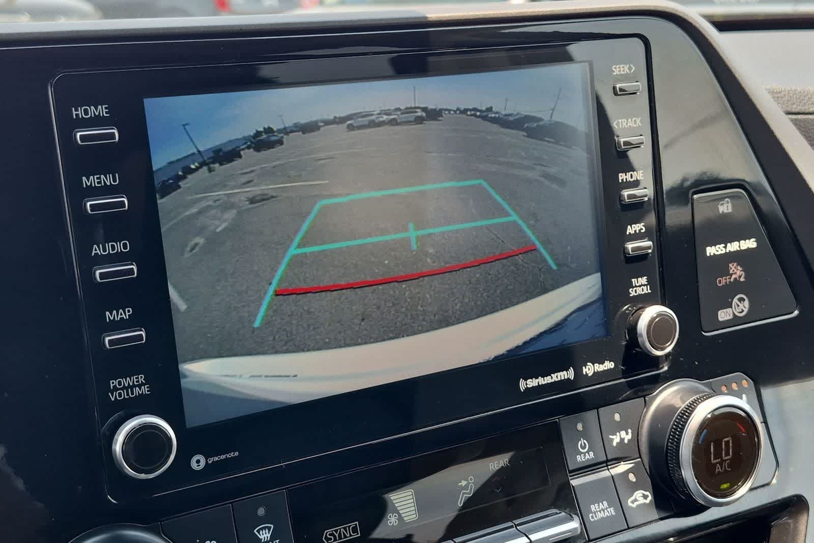 2021 Toyota Highlander XLE - Photo 29