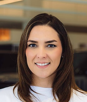 Staff member Ana Munoz from ID_a89e2edbf887