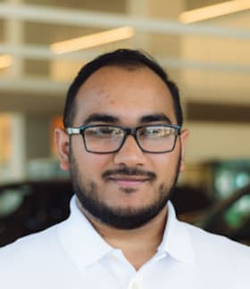 Staff member Ahmed Chowdhury from ID_a89e2edbf887