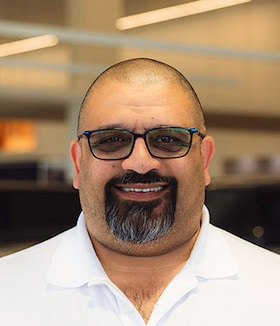 Staff member Moe Salha from ID_a89e2edbf887