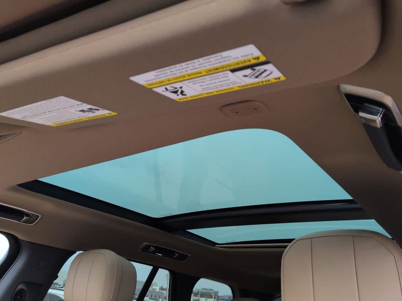 Thumbnail: 2026 Land Rover Range Rover - 19