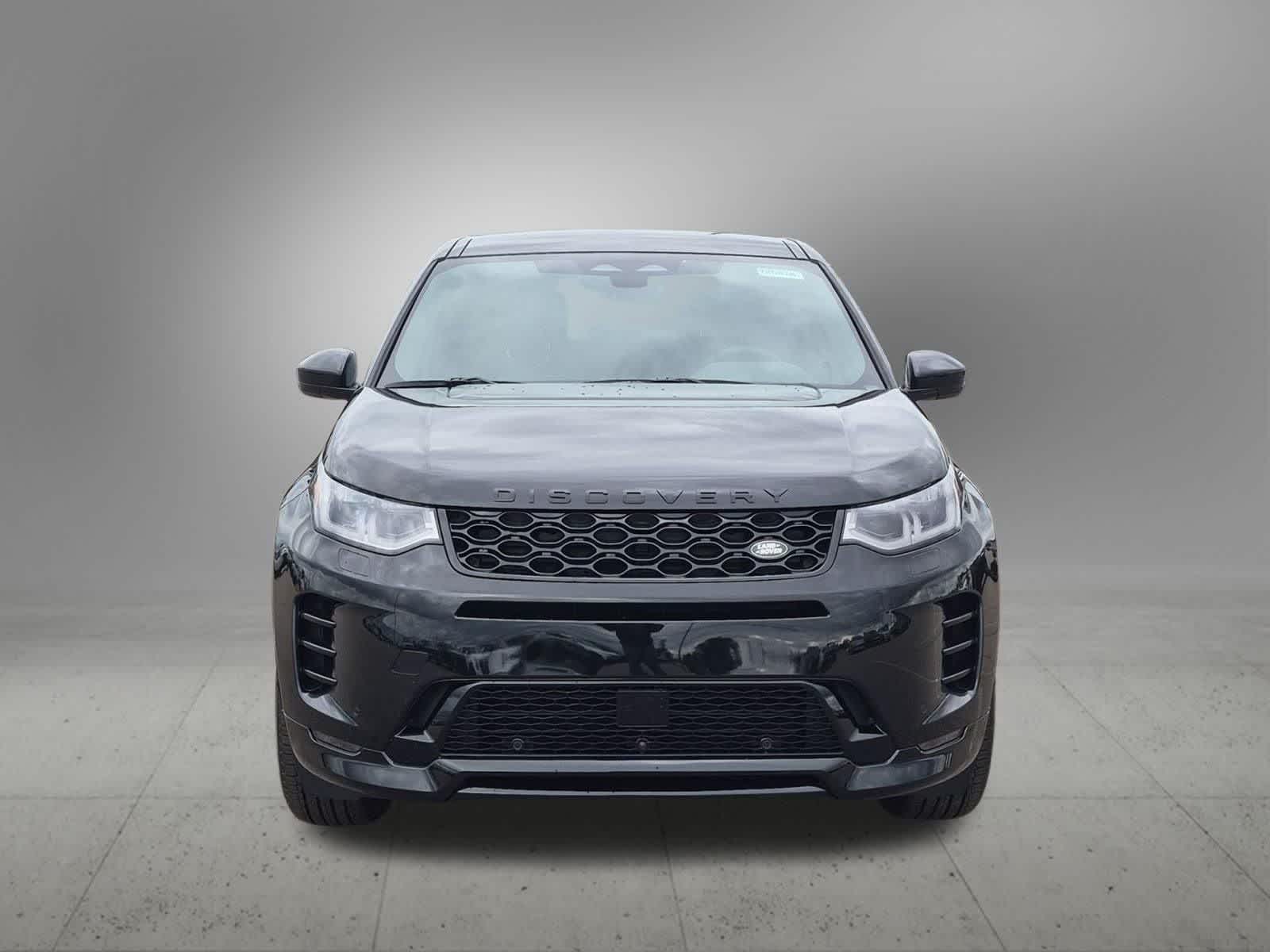 Thumbnail: 2026 Land Rover Discovery Sport - 9