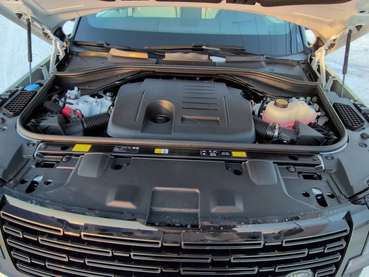 Thumbnail: 2026 Land Rover Range Rover - 14