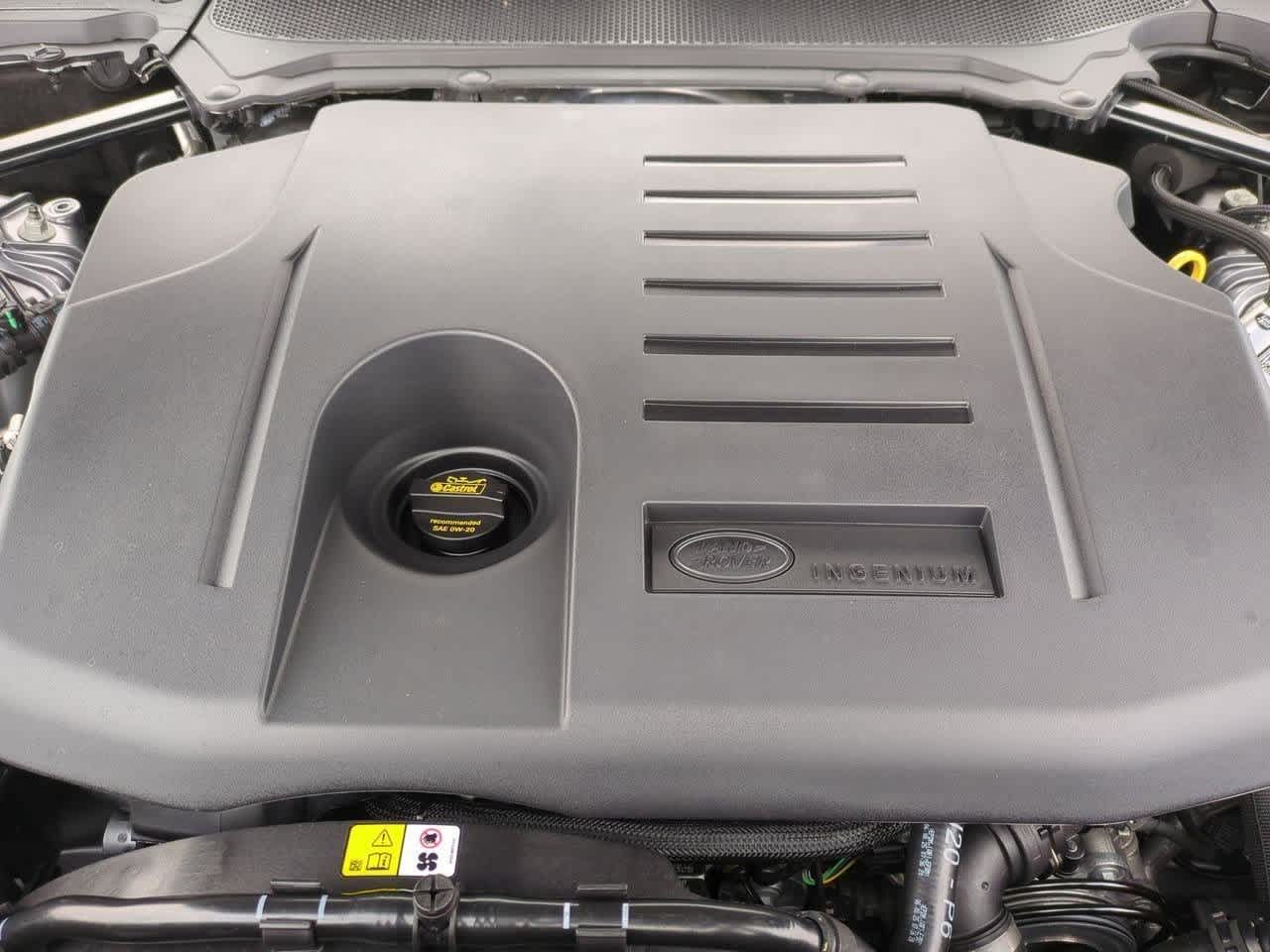 Thumbnail: 2026 Land Rover Discovery - 14