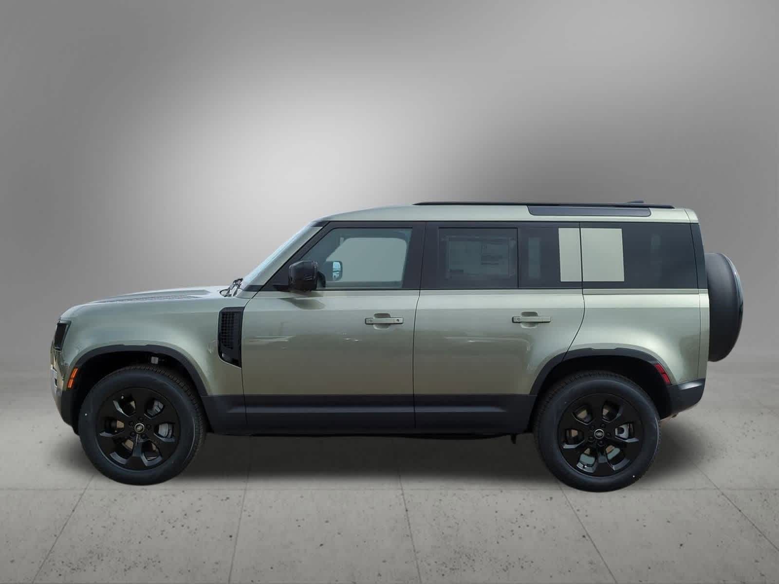 2025 Land Rover Defender 110 3