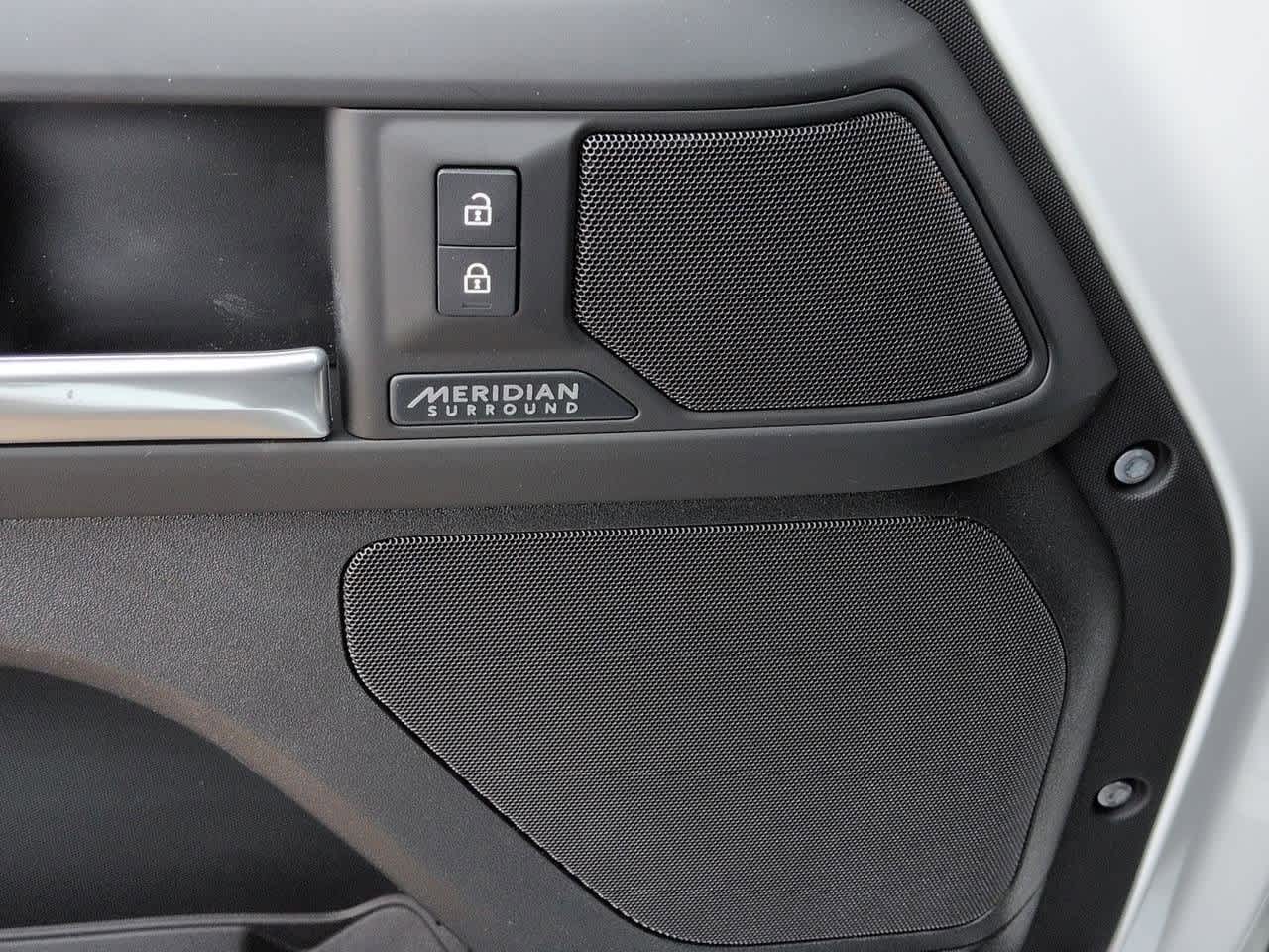 Thumbnail: 2026 Land Rover Defender - 32