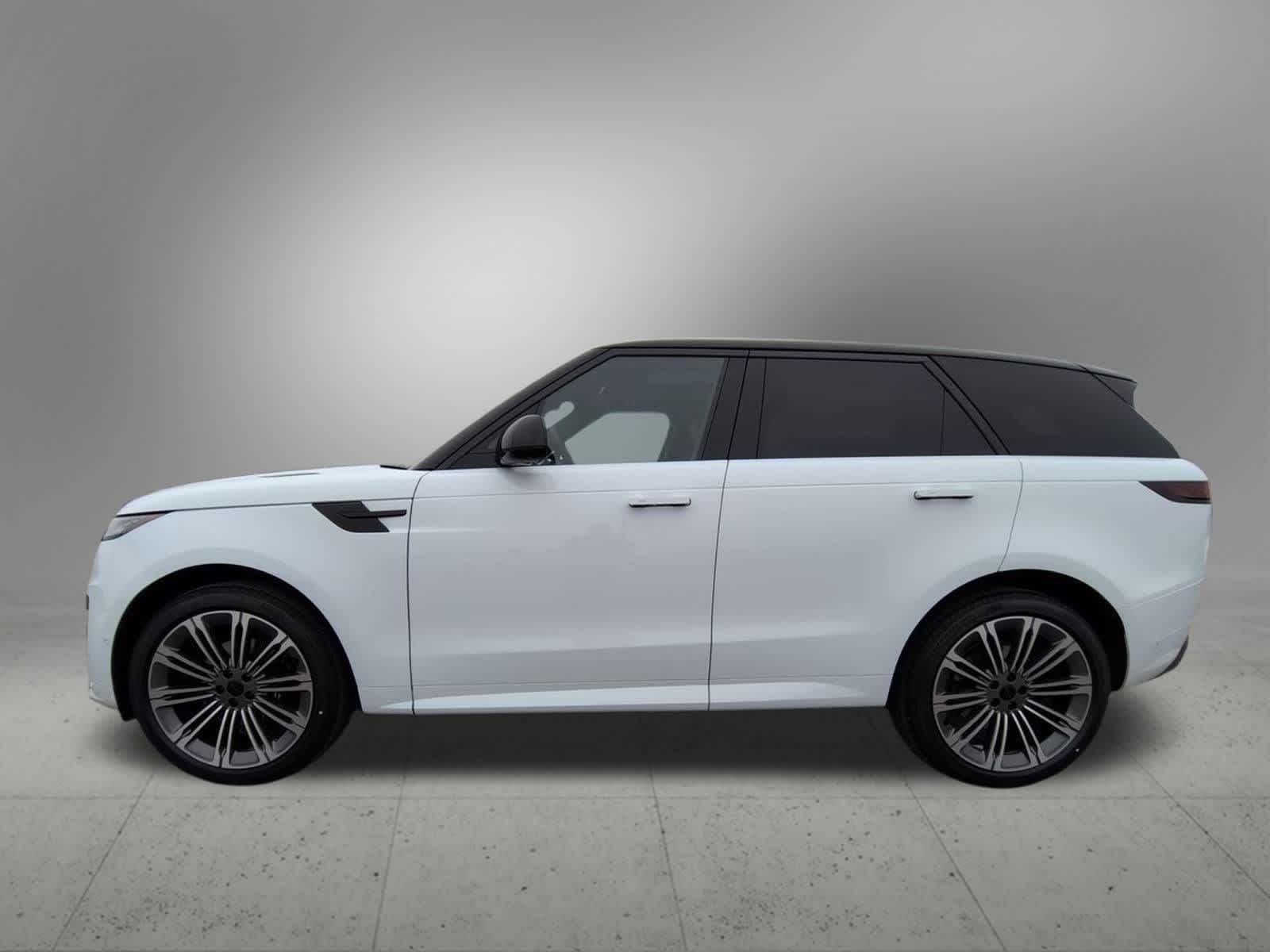 Thumbnail: 2025 Land Rover Range Rover Sport - 3