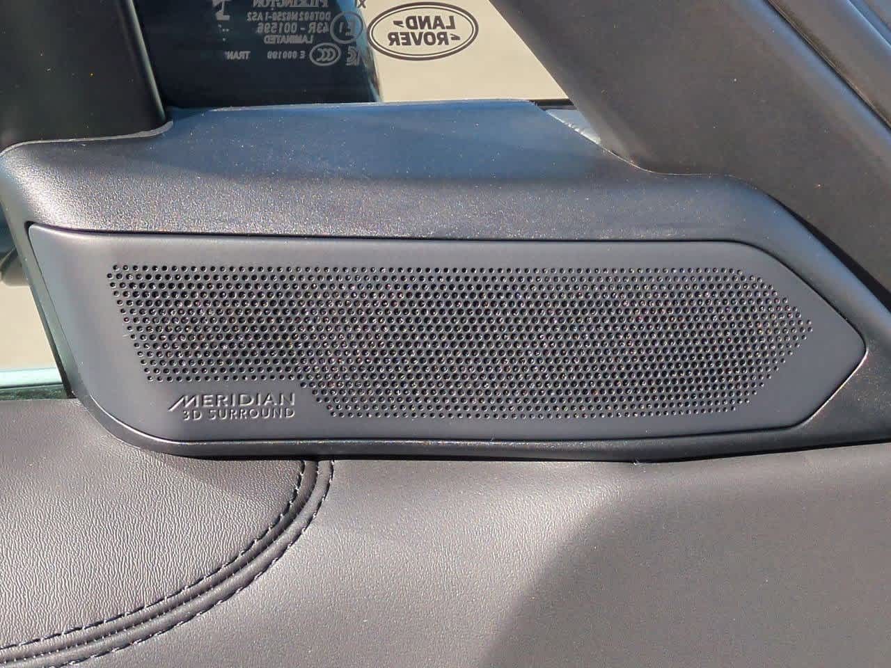 Thumbnail: 2025 Land Rover Range Rover - 31