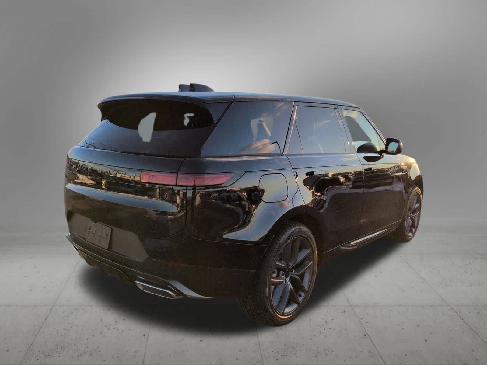 Thumbnail: 2026 Land Rover Range Rover Sport - 6