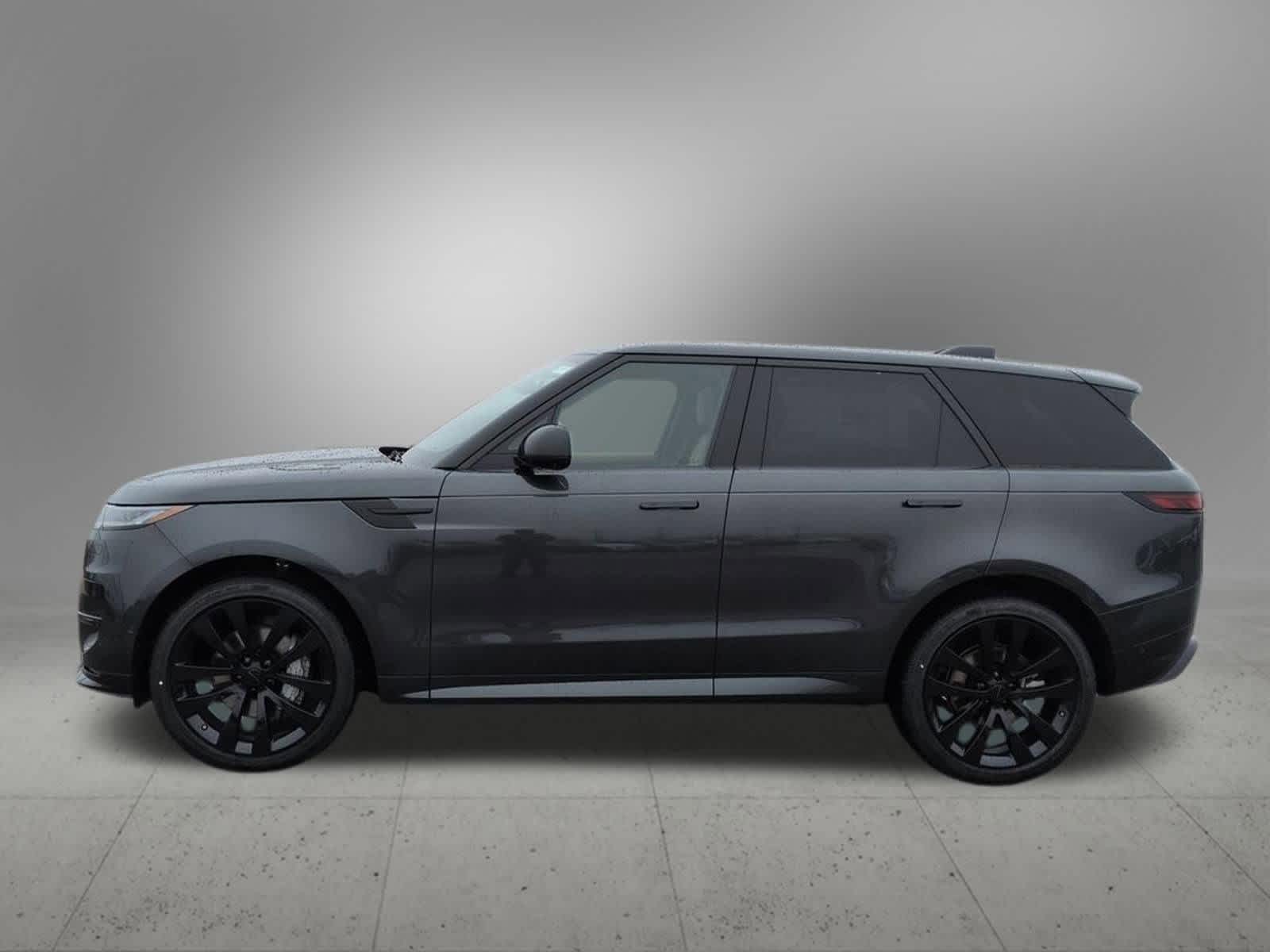 Thumbnail: 2026 Land Rover Range Rover Sport - 3