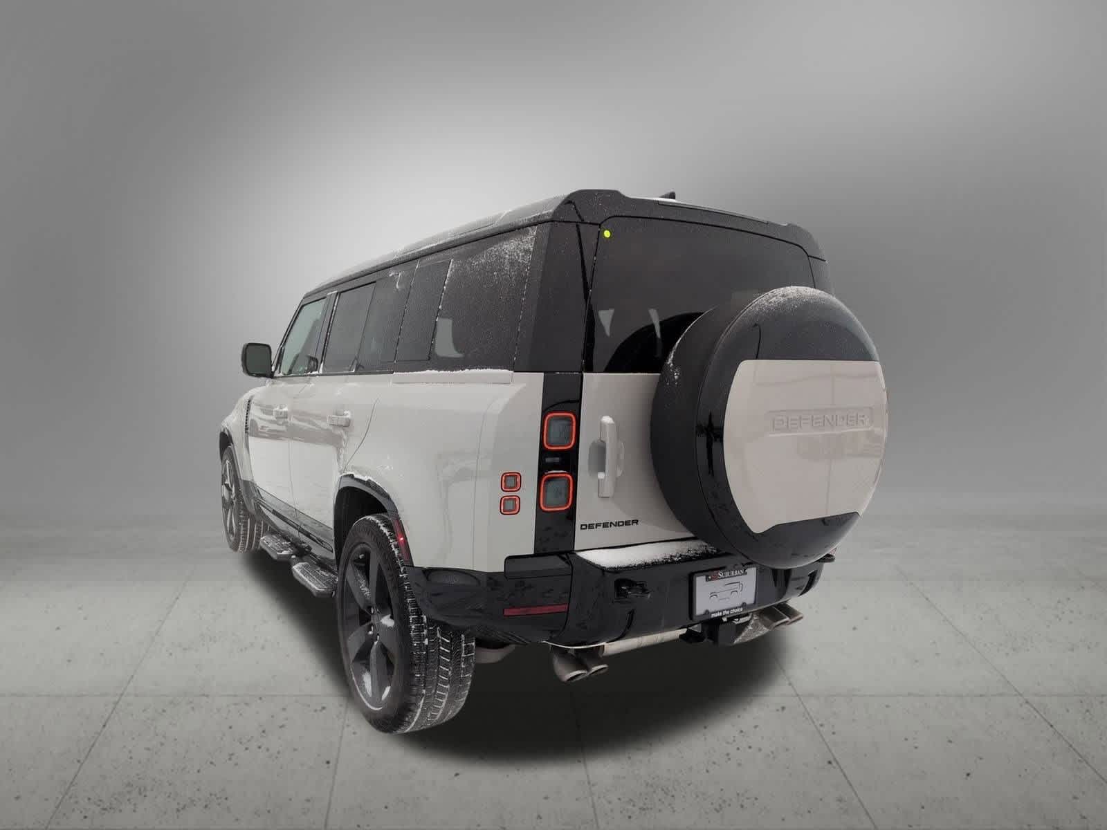 Thumbnail: 2026 Land Rover Defender - 4