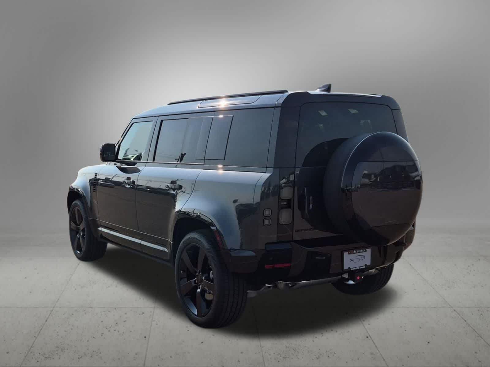 Thumbnail: 2026 Land Rover Defender - 3