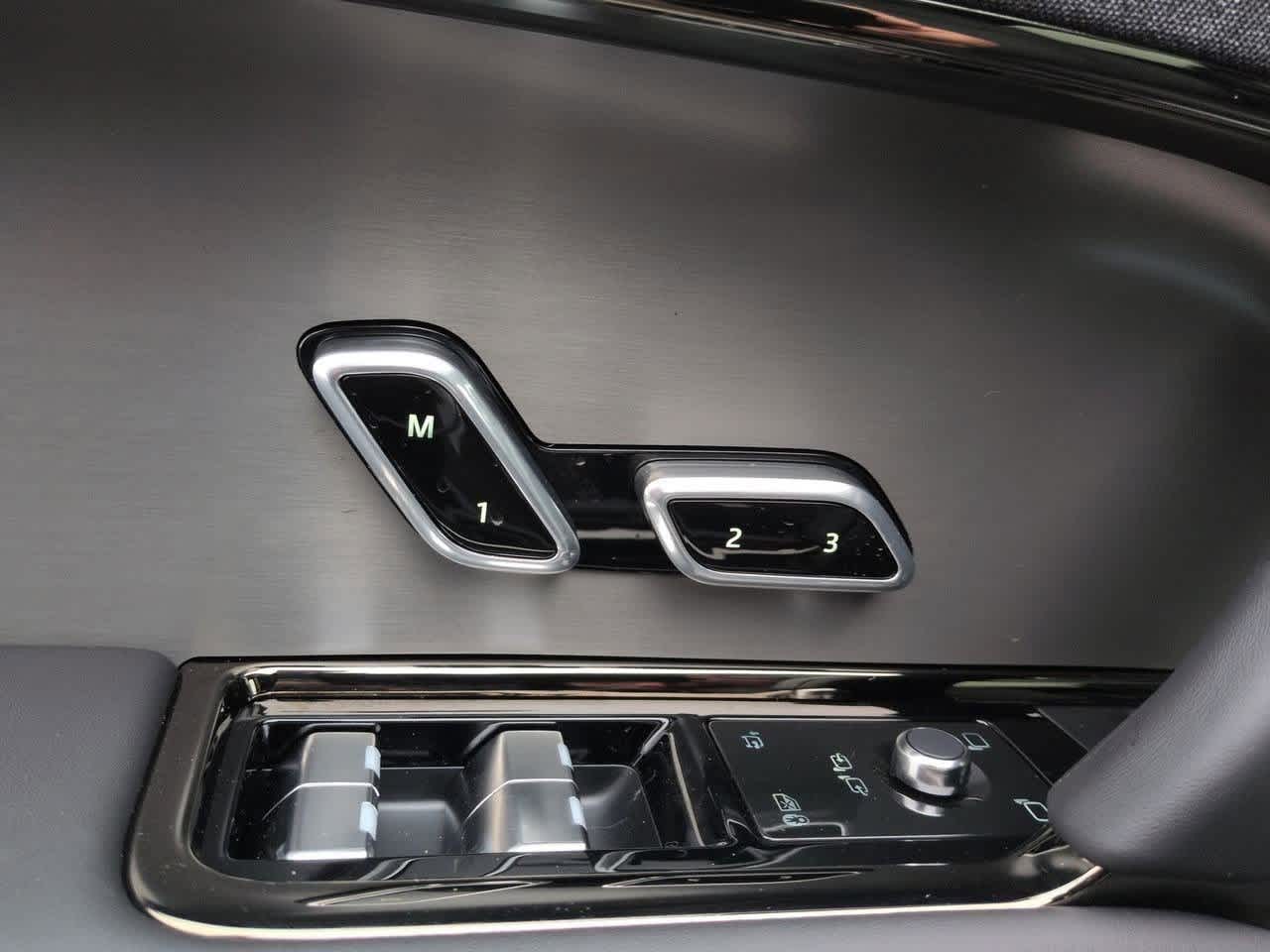 Thumbnail: 2026 Land Rover Range Rover Sport - 16