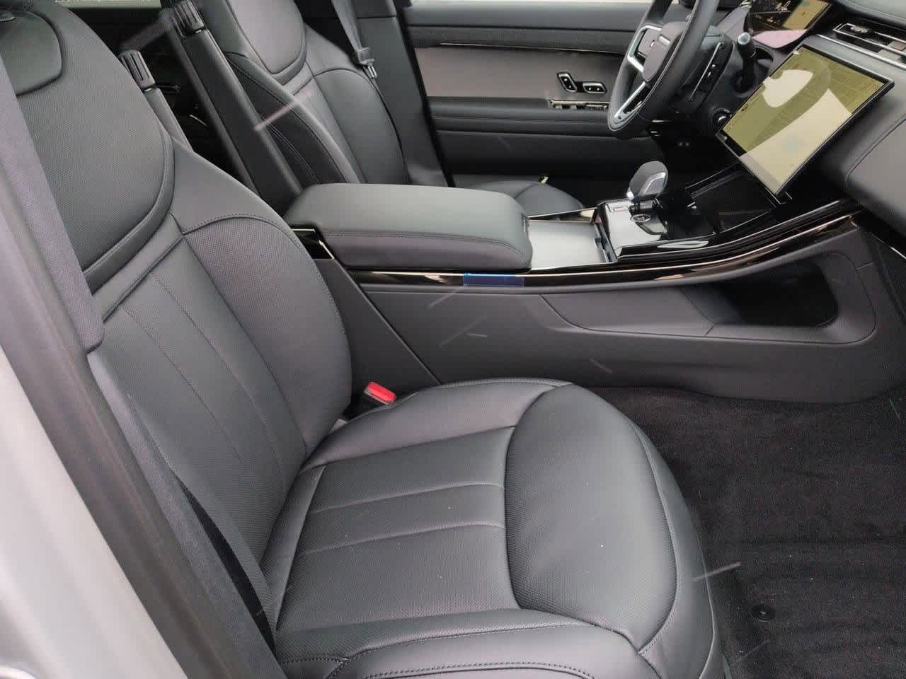 Thumbnail: 2026 Land Rover Range Rover Sport - 23