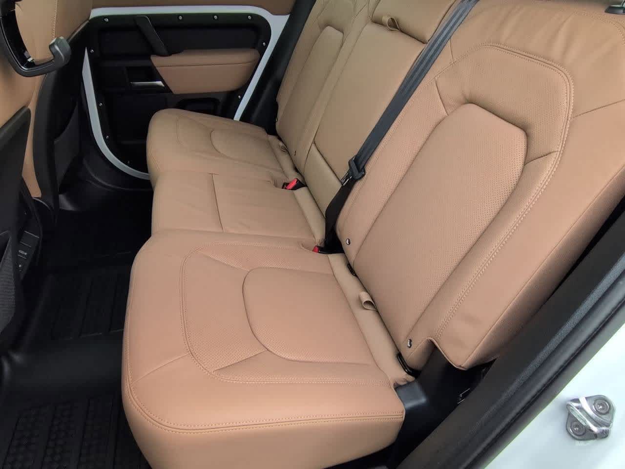 Thumbnail: 2026 Land Rover Defender - 20