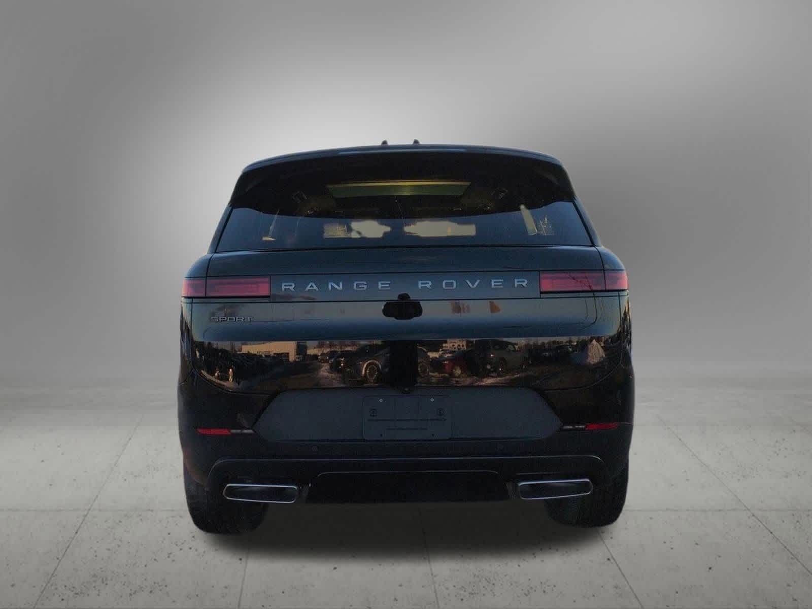 Thumbnail: 2026 Land Rover Range Rover Sport - 5