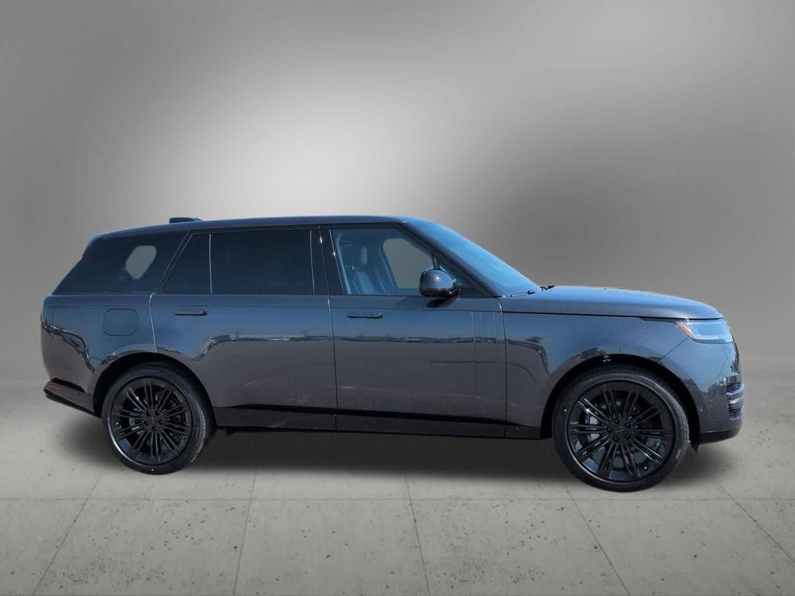 Thumbnail: 2026 Land Rover Range Rover - 7