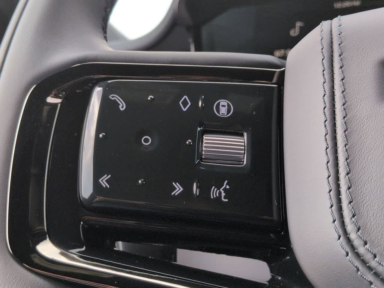 Thumbnail: 2026 Land Rover Range Rover Sport - 25
