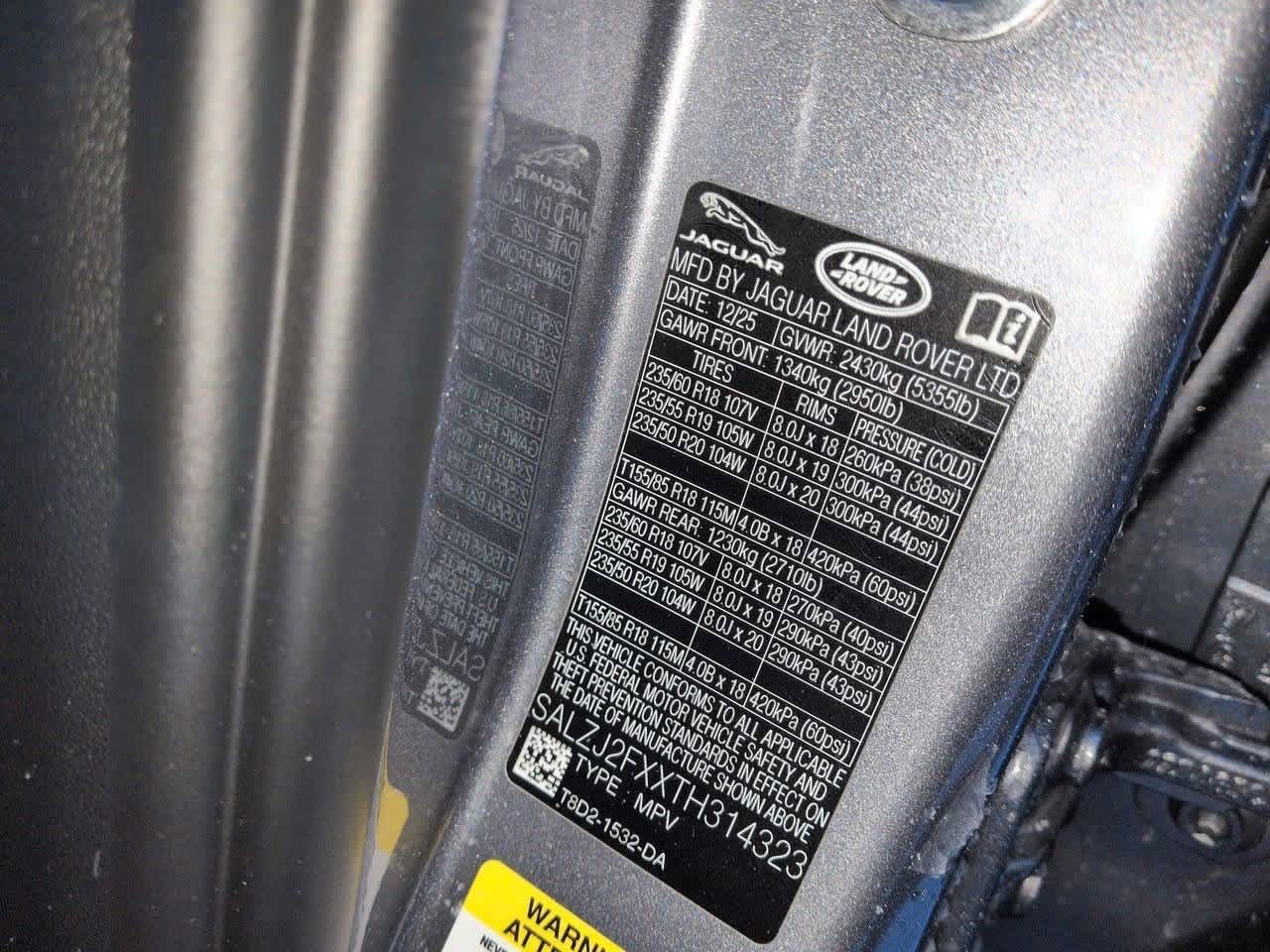 Thumbnail: 2026 Land Rover Range Rover Evoque - 37