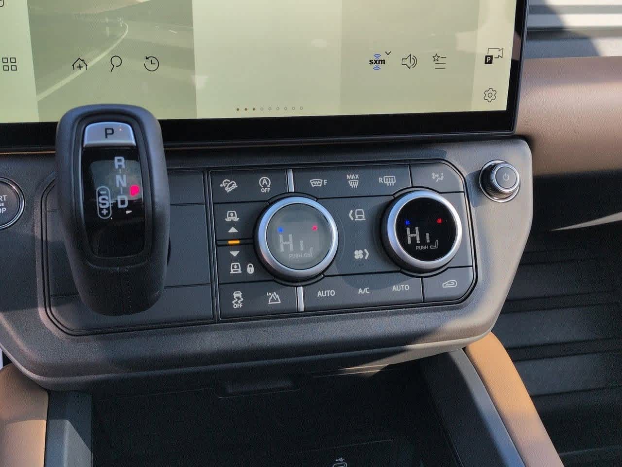 Thumbnail: 2026 Land Rover Defender - 28