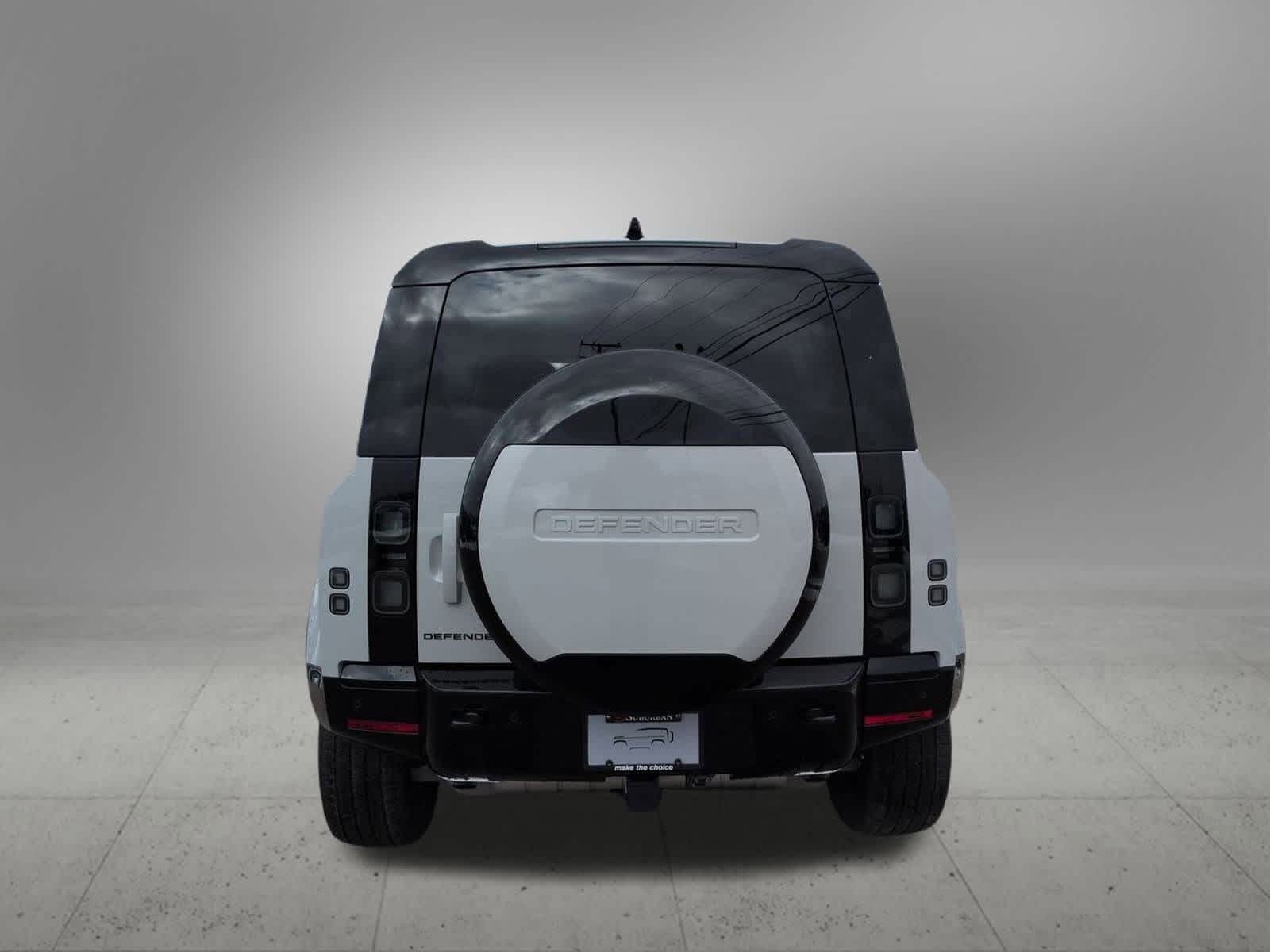 Thumbnail: 2026 Land Rover Defender - 5