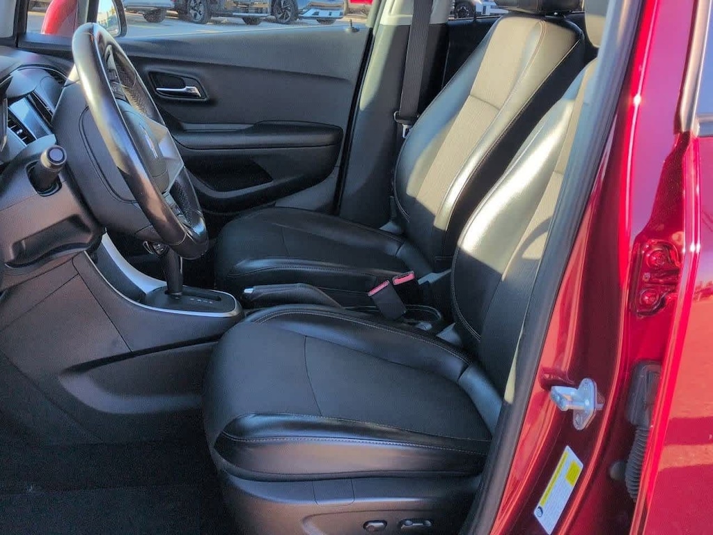 Used 2022 Chevrolet Trax LT SUV