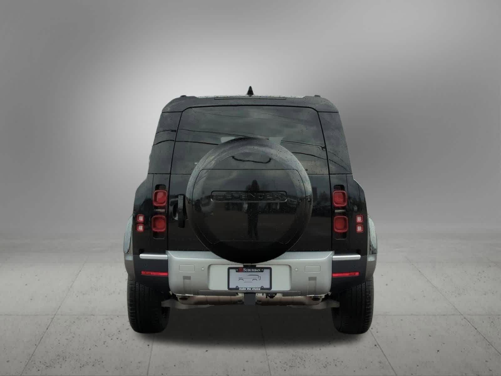 Thumbnail: 2025 Land Rover Defender - 5