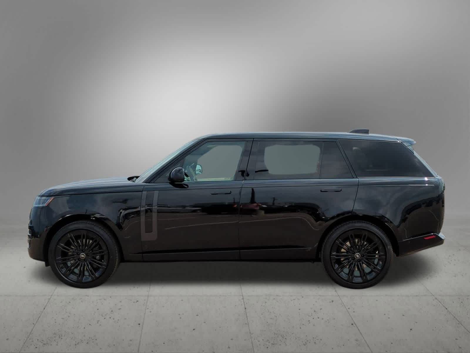 Thumbnail: 2025 Land Rover Range Rover - 3